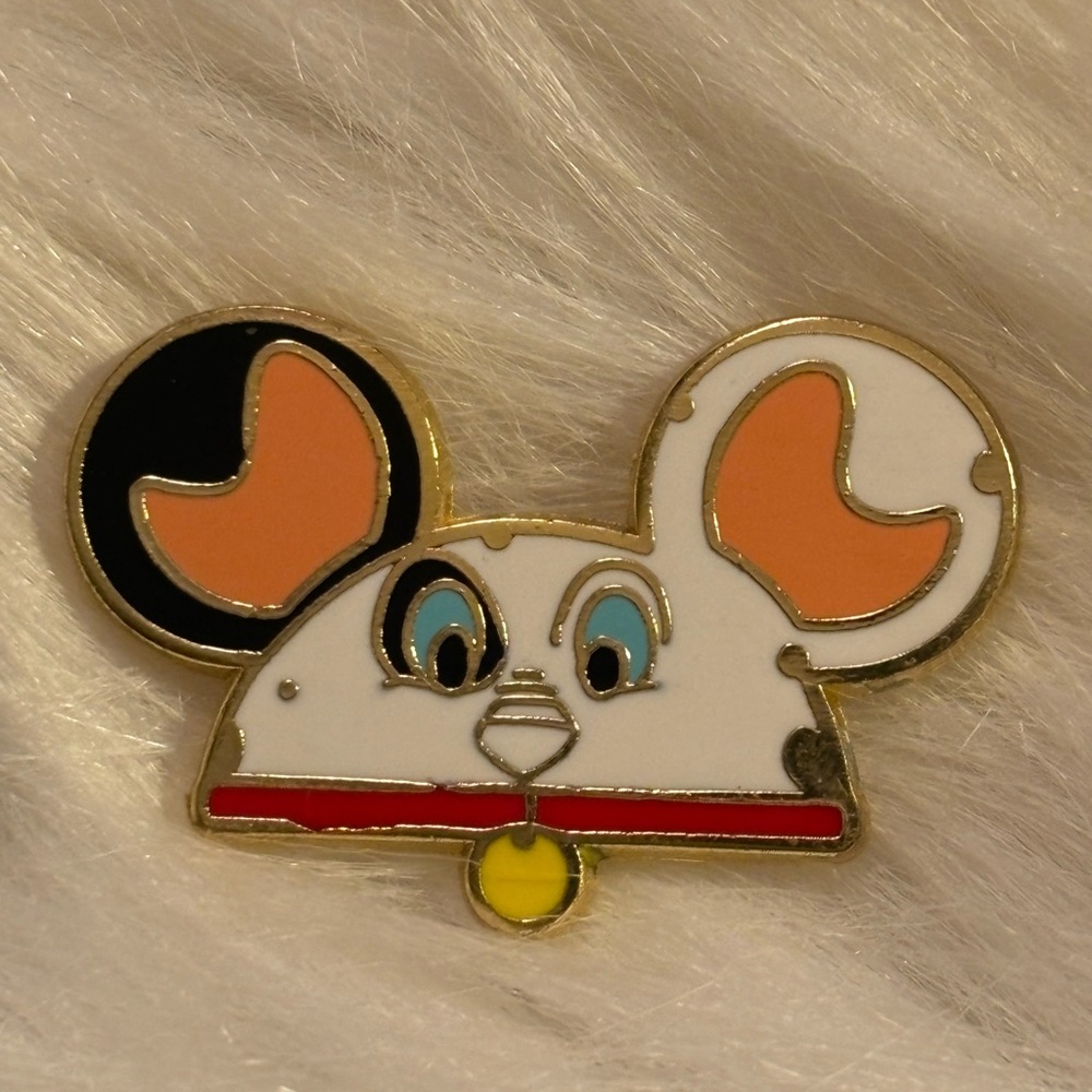 Vintage 2012 Disney Parks 101 Dalmatians Patch Ear Hat Trading Pin